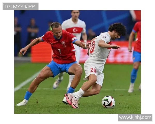 从苏克尔到鲁斯图土耳其历史足球巨星的辉煌与传奇