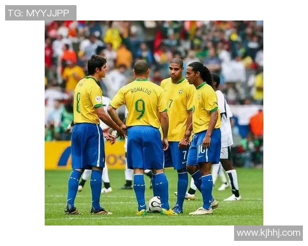 巴勒莫足球队历史传奇球星回顾与辉煌成就分析